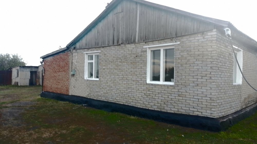 Продам квартиру трёхкомнатную
