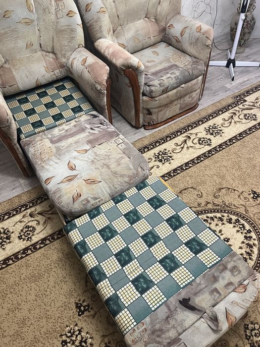 Диван и 2 кресла