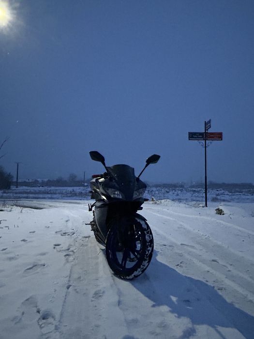 Yamaha yzf R1 2013