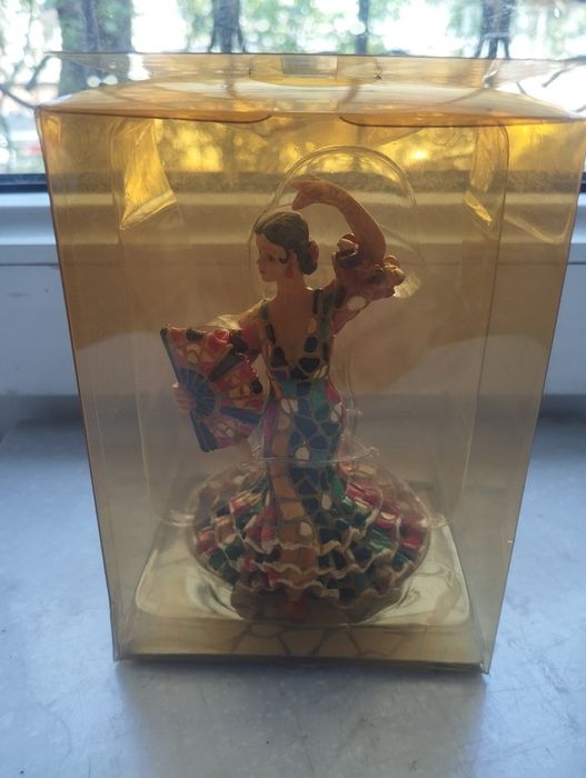 Сувениры ,слоны ,ракушки