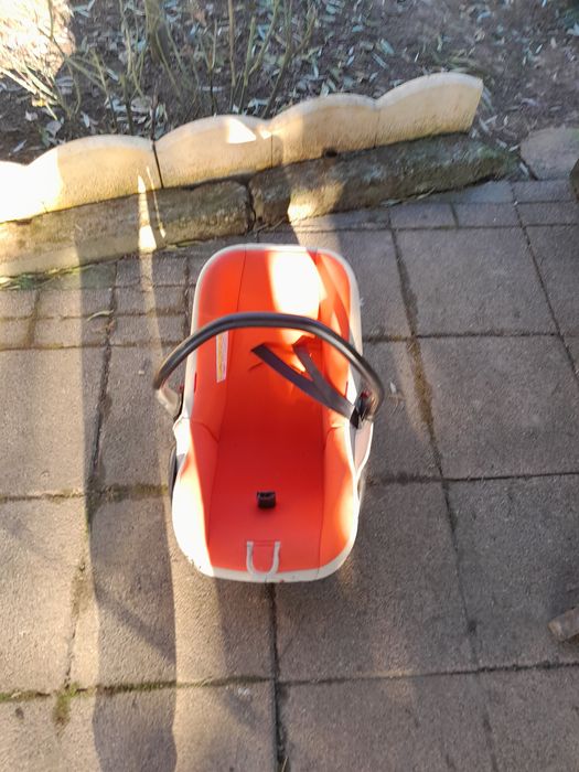 Scoica/Landou   bebeluși