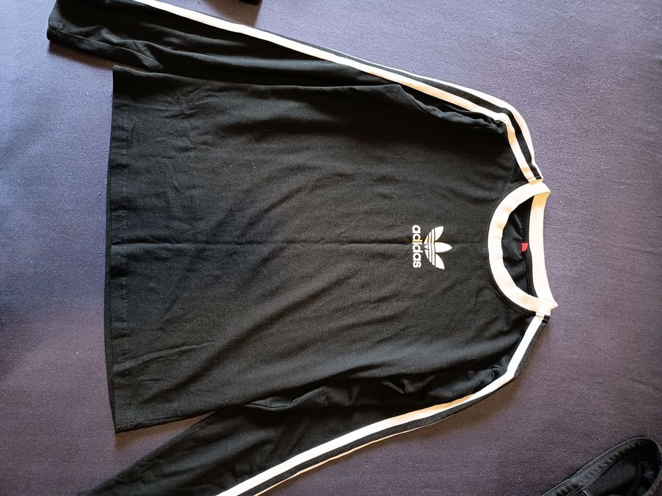 Адидас блузи с дълъг ръкав