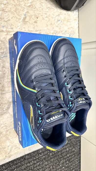 Футзалки Joma…….
