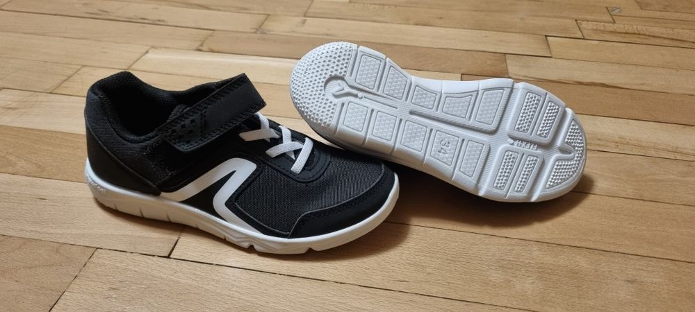 Маратонки Quechua