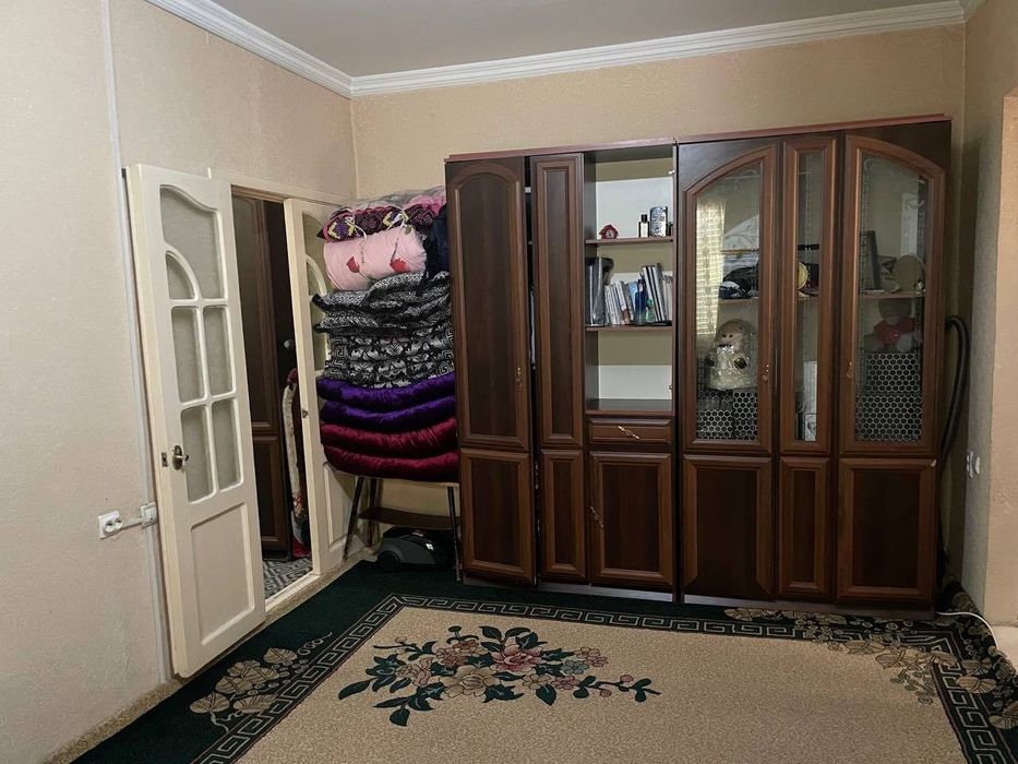 Продаем квартиру в Яшнабалском районе.