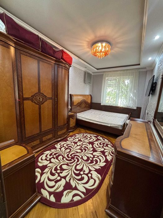 4/3/9, м. Миллийбог, Дружба Народов, 96 м², авторский ремонт, мебелью