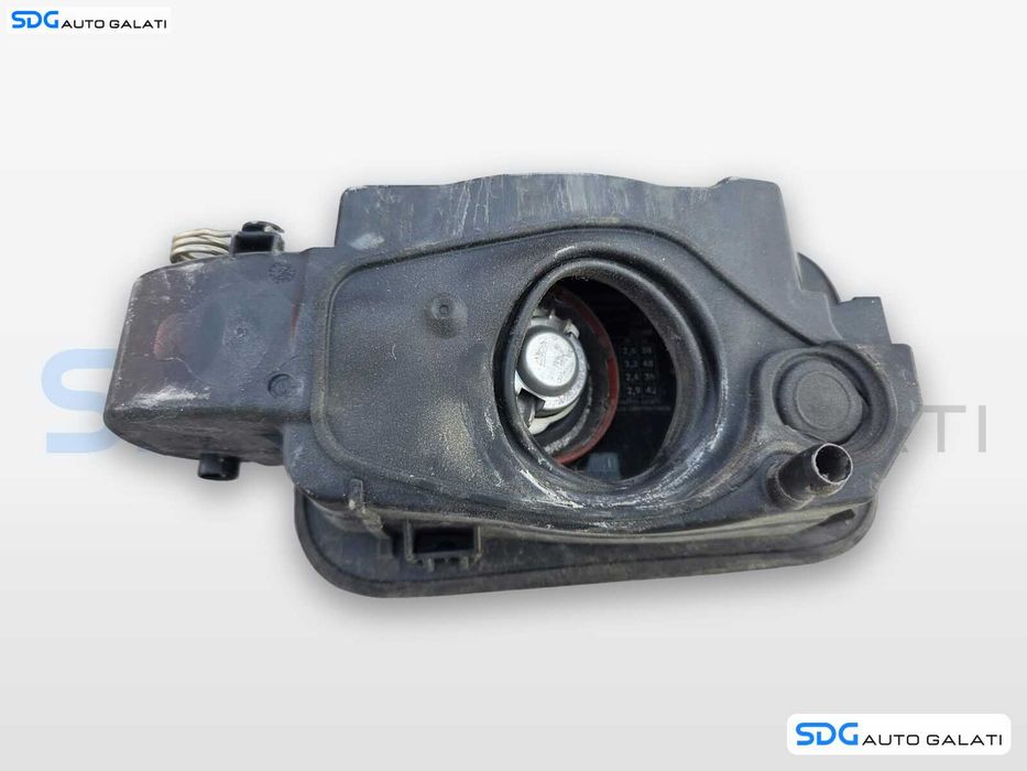 Usa Usita Capac Clapeta Buson Rezervor Mercedes Clasa E Class W212 E180 E200 E220 E250 E300 E320 2009 - 2012 Culoare C040 [C8416]