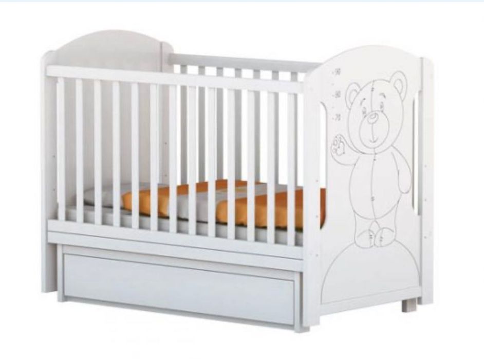 Бебешка кошара-бяла с мече