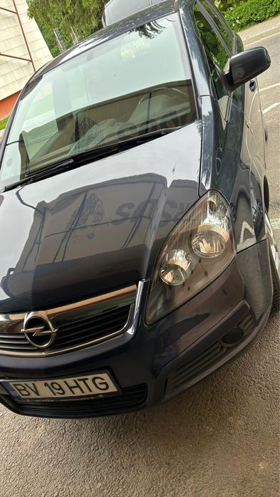 Opel zafira 2010 stare ff buna - 7 locuri