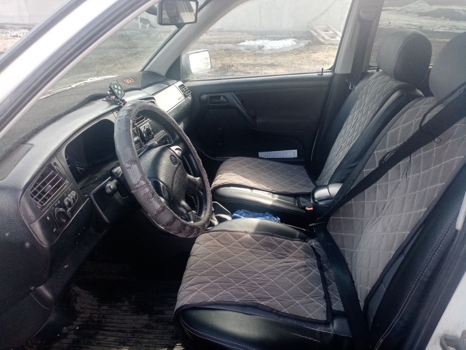 Продам машину Гольф 3 1.8