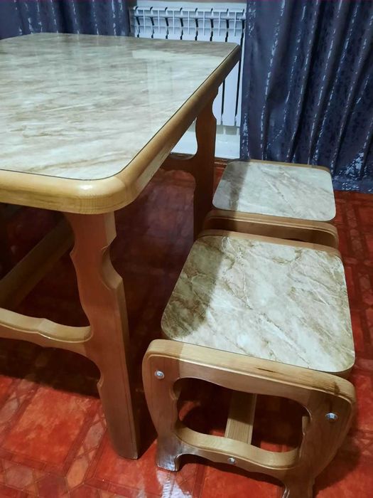 из Сосны/Делали на Заказ:НОВЫЙ Дерев.СТОЛ + 4 Табуретки/Стулья