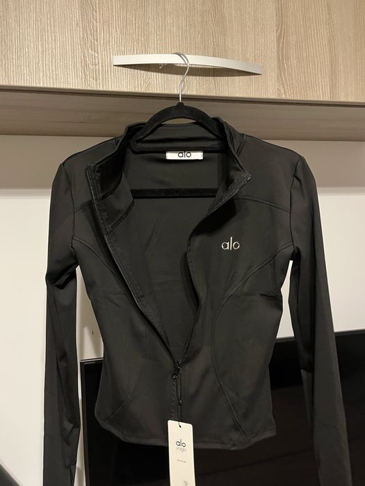 Jacheta sport ALO YOGA