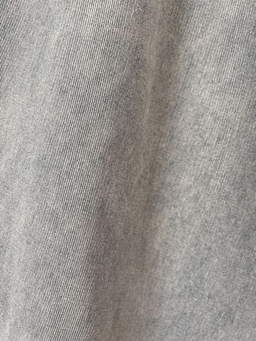 Новые стильные джинсы