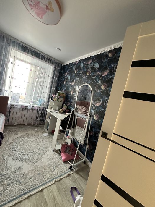 Продам квартиру 4 комнаты