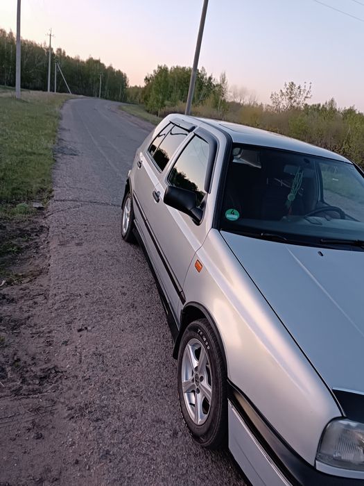 Продам  golf   3