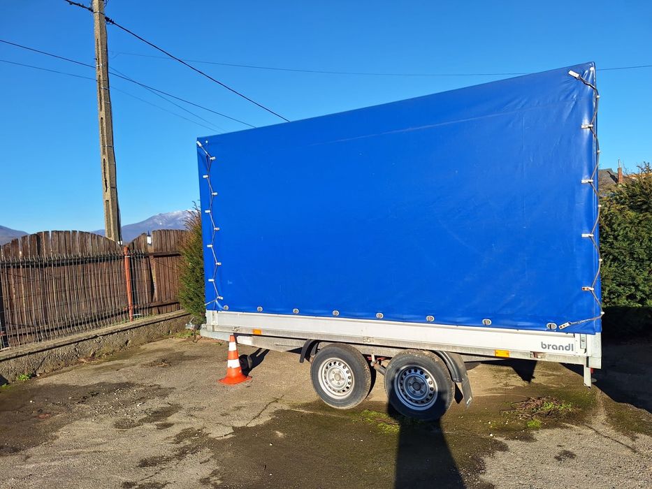 Remorci Diferite de Vanzare