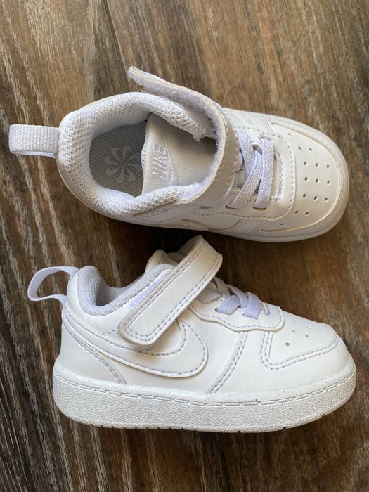 Nike court borough обувки