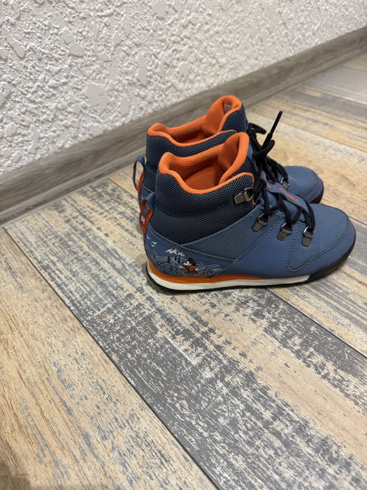 Зимни обувки Adidas Snowpitch хайкинг