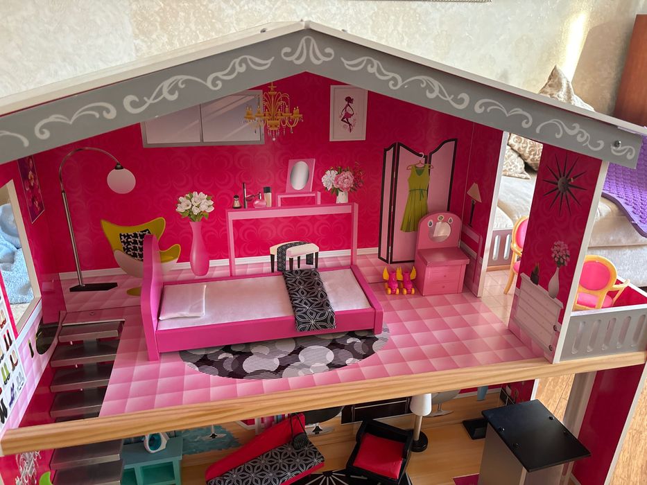 Домик  для кукол