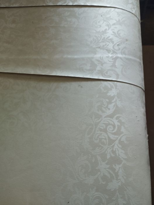 Продается кушетка для салона