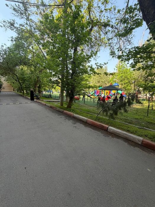 Срочно срочно Абай корзинка 2/6/9 65м2