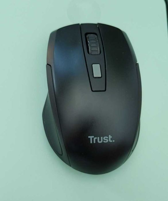 Mouse Wireless Trust - Baterii Varta