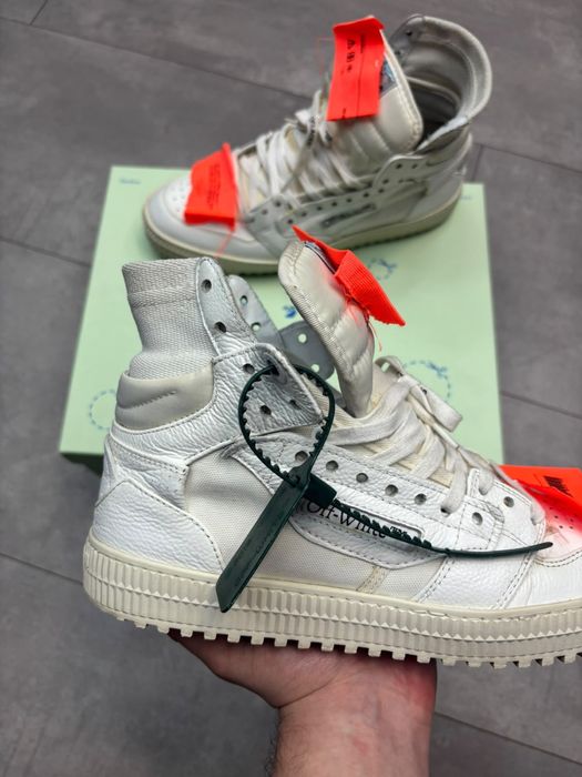 Off White Court 3.0