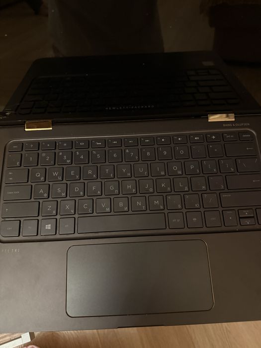 Ноутбук hp spectre x360