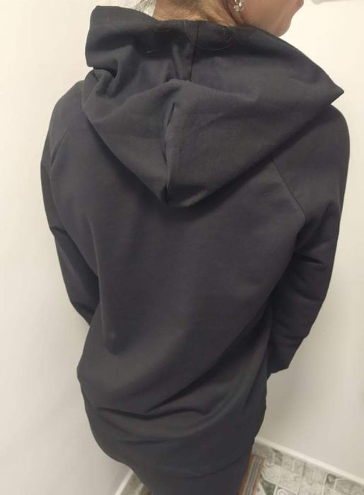 Есенен.  дамски  суичър