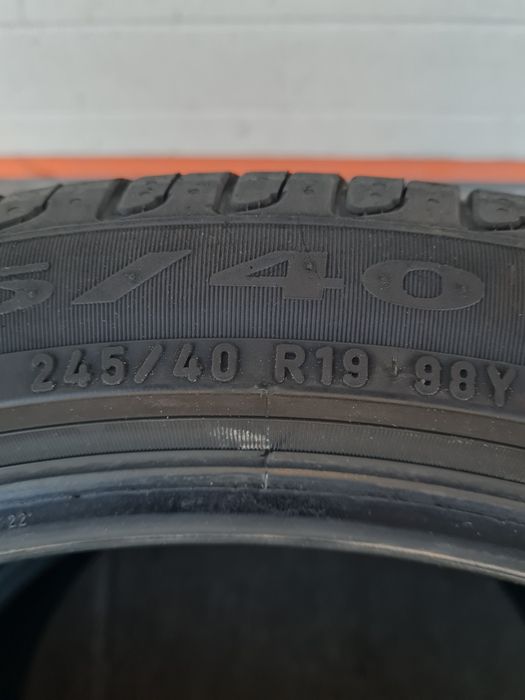 Летни гуми 2 броя PIRELLI Cinturato P7 245 40 R19 дот 0423