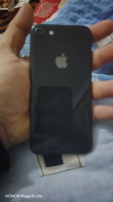 iphone 8 256gb чисто нов 85% Батерия живот