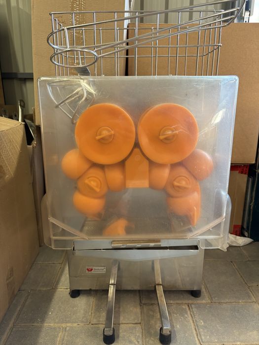 Storcator de fructe Beeketal profesional