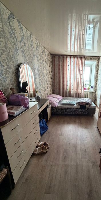 Продам квартиру 3-комн.