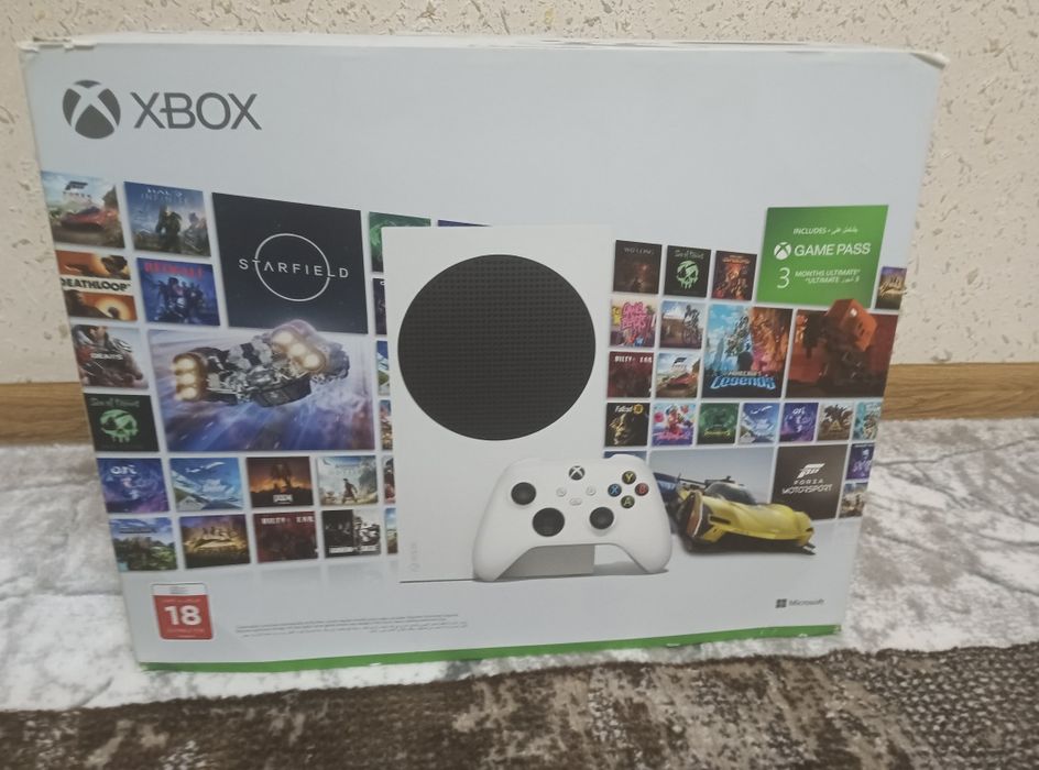 Xbox series s в хорошо состоянии