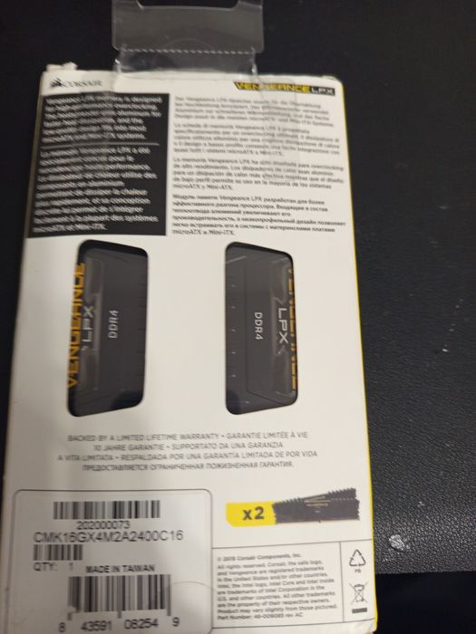 Ram 2x8 GB  Corsair vengeance