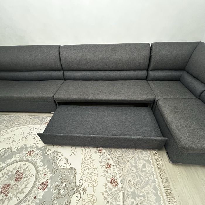 Угловой диван для гостиной