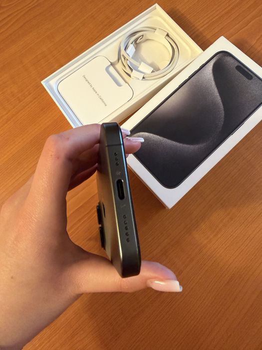iPhone 15 Pro Black Titanium