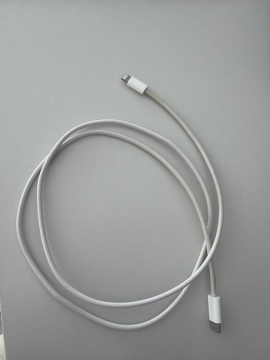 Cablu lightning