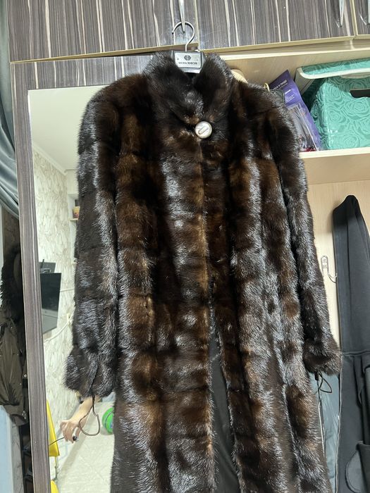Шуба сатам новый киілмеген, бағасы 300,000 мың или айфон 15 проға обме