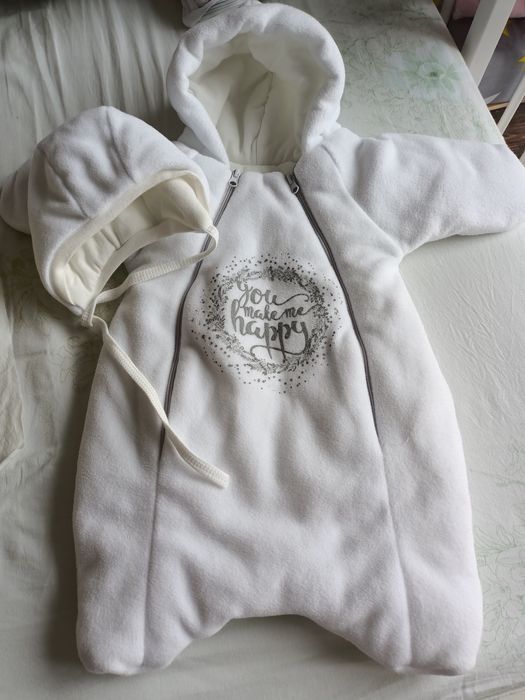 Теплый комбинезон для новорожденных