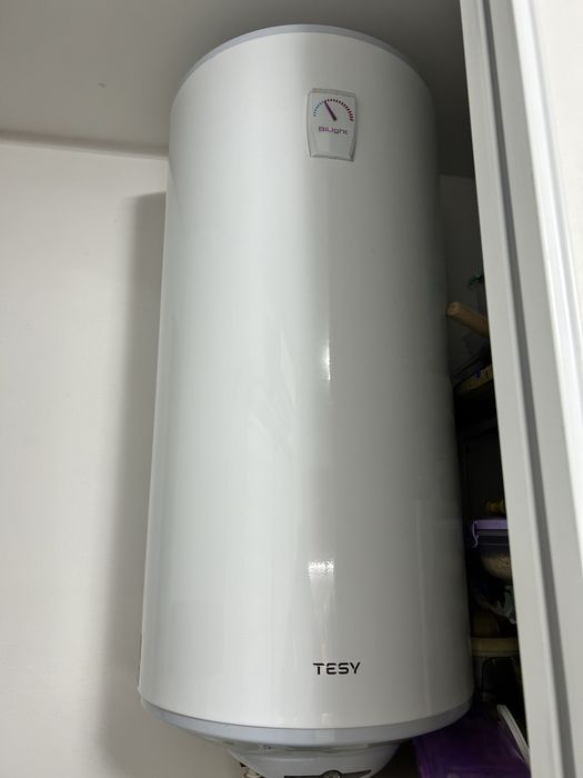 Vand Boiler de100 L  aproape nou!
