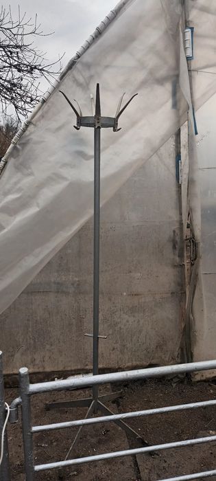 Mobilier medical vintage,cuiere,mese,scaune maternitate