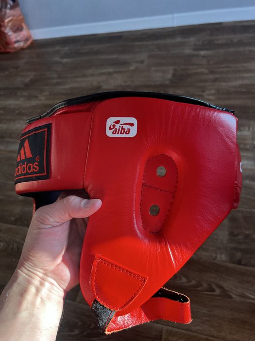 Боксерский шлем