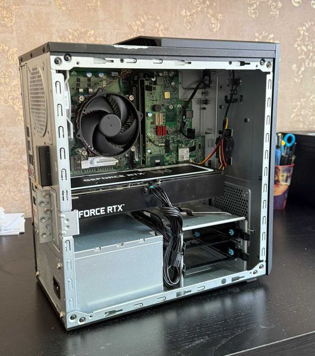 Sistem Gaming Acer Nitro N50-640 cu procesor Intel® Core™ i5-12400F pana la 4.40 GHz, Alder Lake, 16GB, 1TB SSD, GeForce RTX 3060 12GB GDDR6