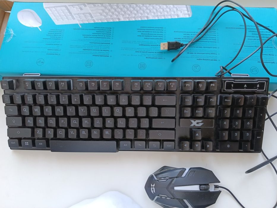 Клавиатура с мышкой