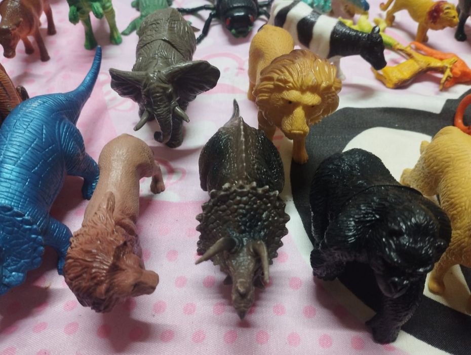 Детские игрушки животные