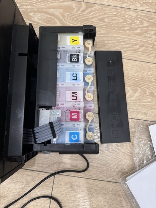 Фотопринтер Epson L800