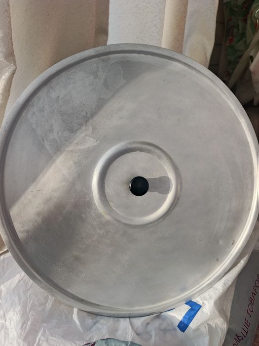 Продается кострюля большая