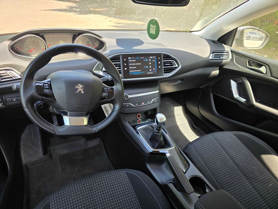 Proprietar vând Peugeot 308 (2020) Diesel 130CP – Foarte întreținut