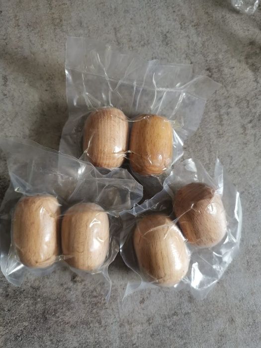 Trufe , kit bile din lemn + 50ml ulei pentru dresaj .